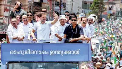 Kochi राहुल गांधी के वायनाड रोड शो से पार्टी के झंडे हुए गायब