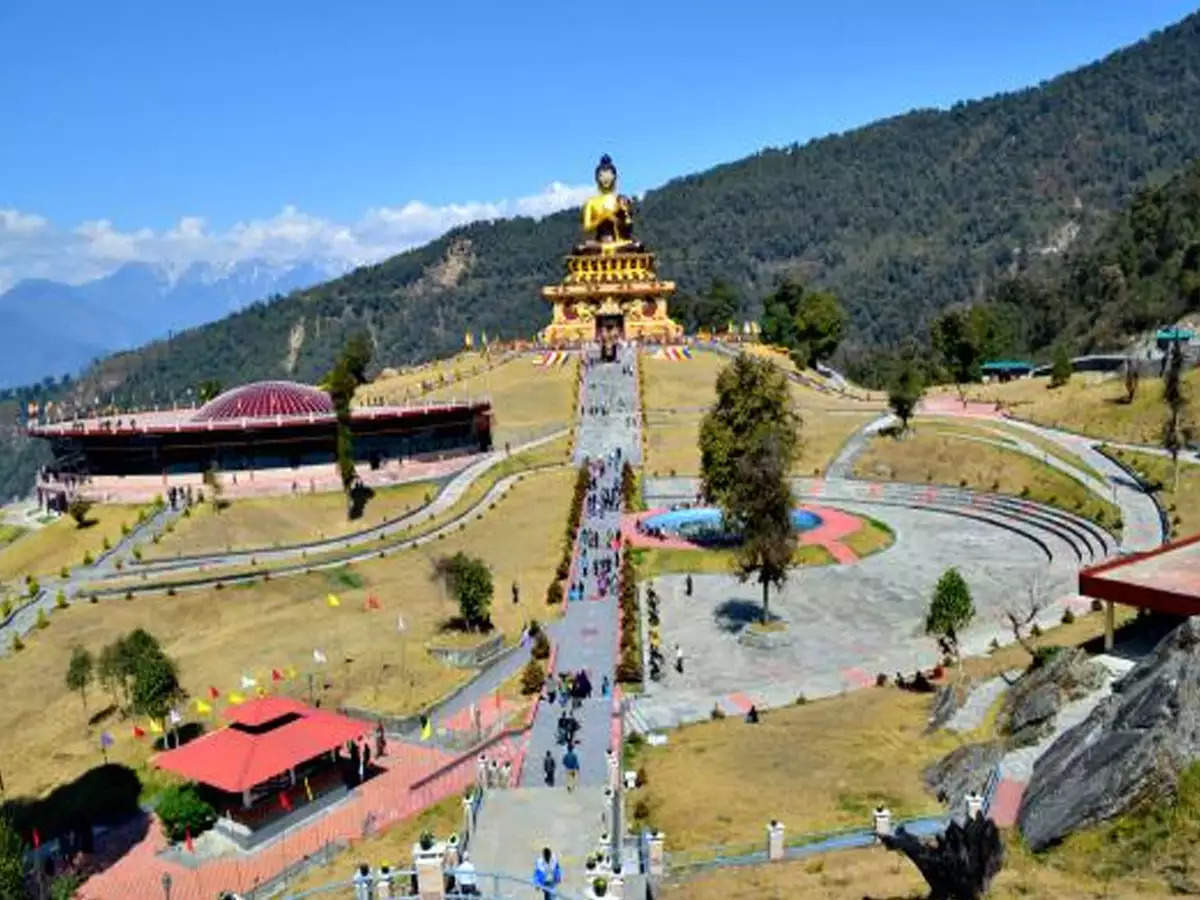 जून की भीषण गर्मी से पाना चाहते हैं राहत तो आप भी अपने परिवार के साथ जरूर करें सिक्किम की इन जगहों की सैर, मिलेगा सुकून
