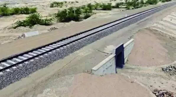 मारवाड़ में बन रहा देश का पहला 220 किलोमीटर प्रतिघंटा की रफ्तार वाला रेलवे ट्रैक, देखें वायरल वीडियो में पूरा बयान