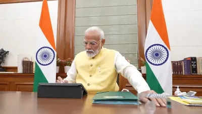 PM मोदी का पहला फैसला किसानों के हित में ,जारी किए 20000 करोड़ का फंड,जाने डिटेल