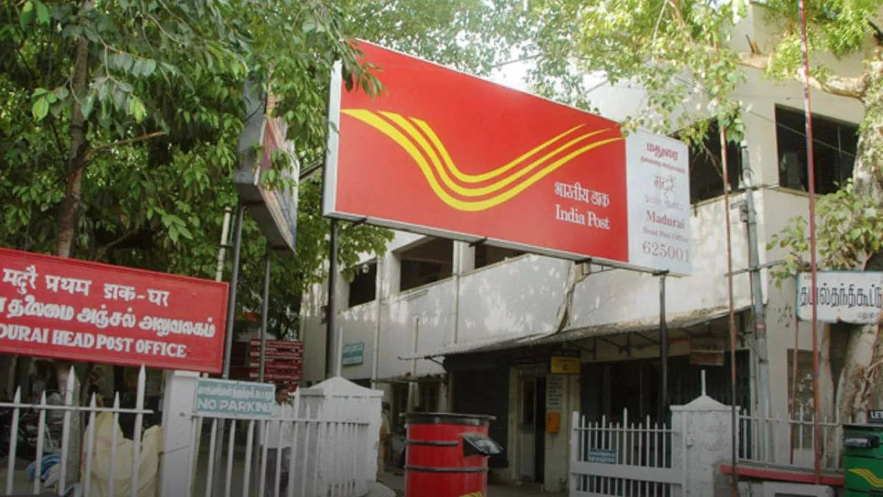 बिना किसी रिस्क के Post Office की ये 6 दमदार स्कीम्स आपको कर देंगी मालामाल, ताबड़तोड़ रिटर्न से घर में लग जाएगा पैसों का ढेर