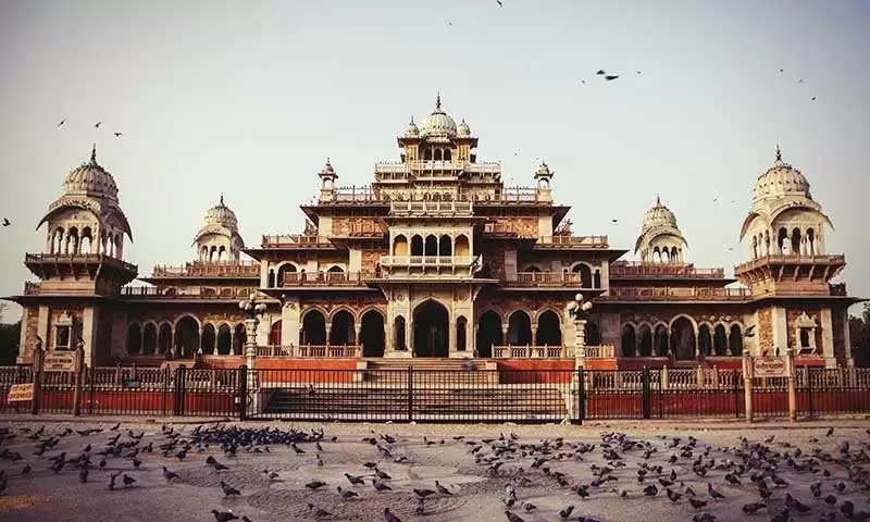 राजस्थान के शाही अतीत के लिए टाइम कैप्सूल का काम करती हैं जयपुर की ये भव्य इमारत, डॉक्यूमेंट्री में देखें पसीने छुड़ाने वाली सच्चाई