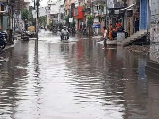 Patna सरपेंटाइन नाले की गलत बनावट से पॉश इलाके में हो रहा जलजमाव