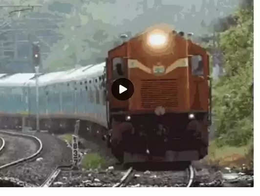 किसान आंदोलन से परेशान यात्री, राजस्थान में फिर 4 ट्रेन रद्द तो 10 के बदले रूट, वायरल वीडियों में देखें ताजा हालात
