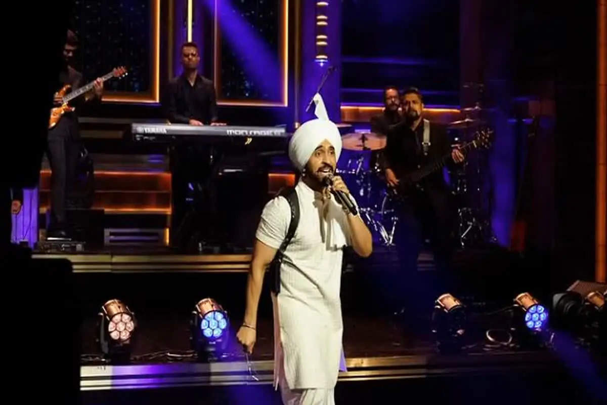 Thieves have fun in Diljit Dosanjh! More than 100 phones were stolen, know what is the whole matter