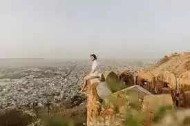 क्या जयपुर के इस किले में आज भी घूमते है भूत, वीडियो में देखें ढूंढने गए शोध्कर्ताओं को मिले हैरान करने वाले सबूतों को