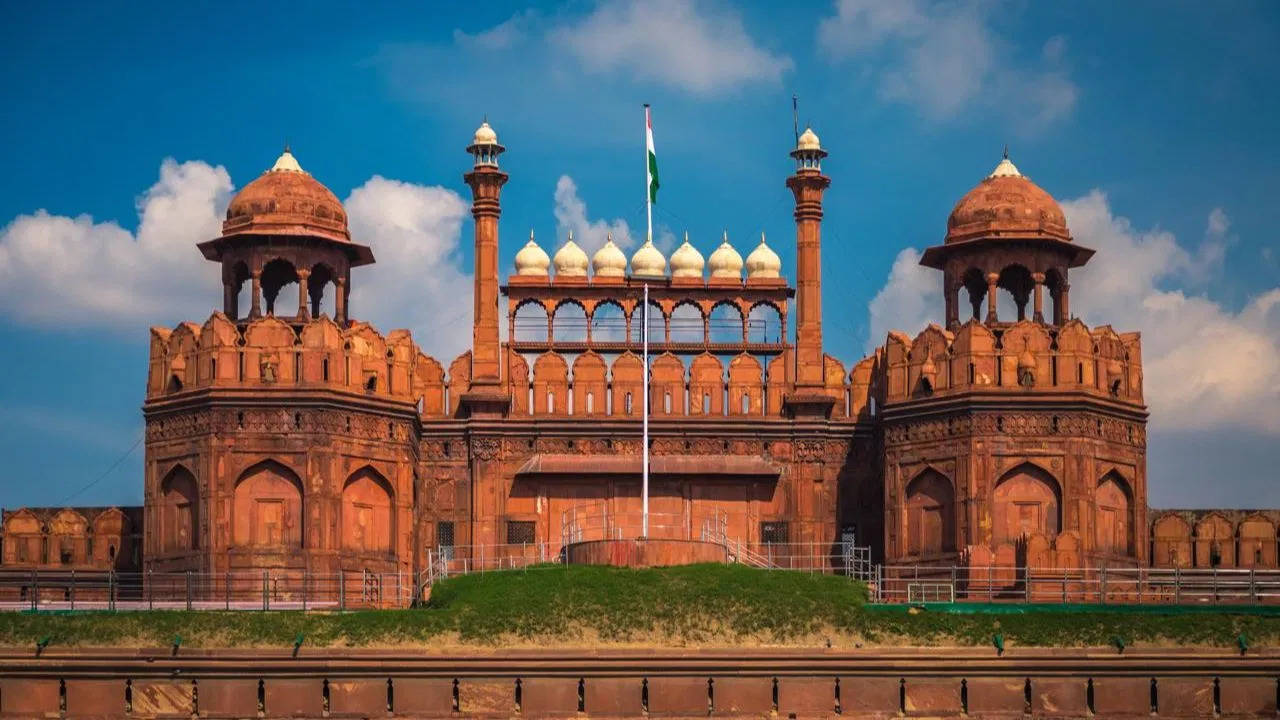 Not only in this fort of Delhi, there is a story of pain and terror hidden behind this fort of Rajasthan, you too will get goosebumps after watching the video.