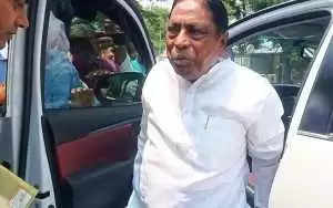 Ranchi ग्रामीण विकास मंत्री और वरिष्ठ कांग्रेस नेता आलमगीर आलम प्रवर्तन निदेशालय के कार्यालय पहुंच गए