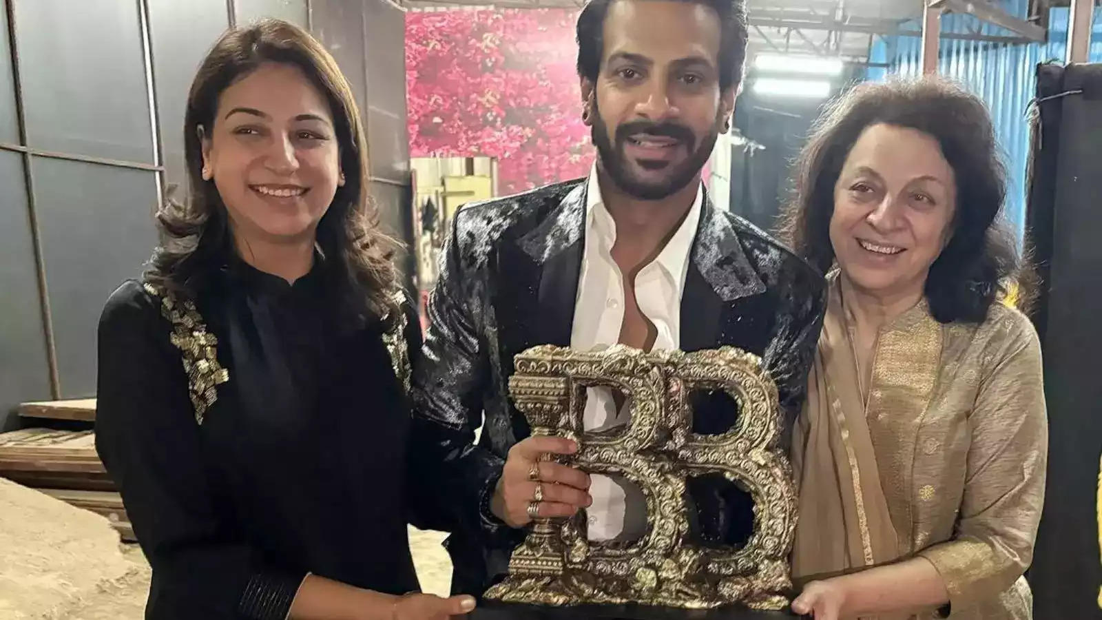 Karanveer Mehra बने Big Boss विनर तो मेकर्स पर क्यों भड़के Arfeen, पोस्ट में निकाली दिल की भड़ास